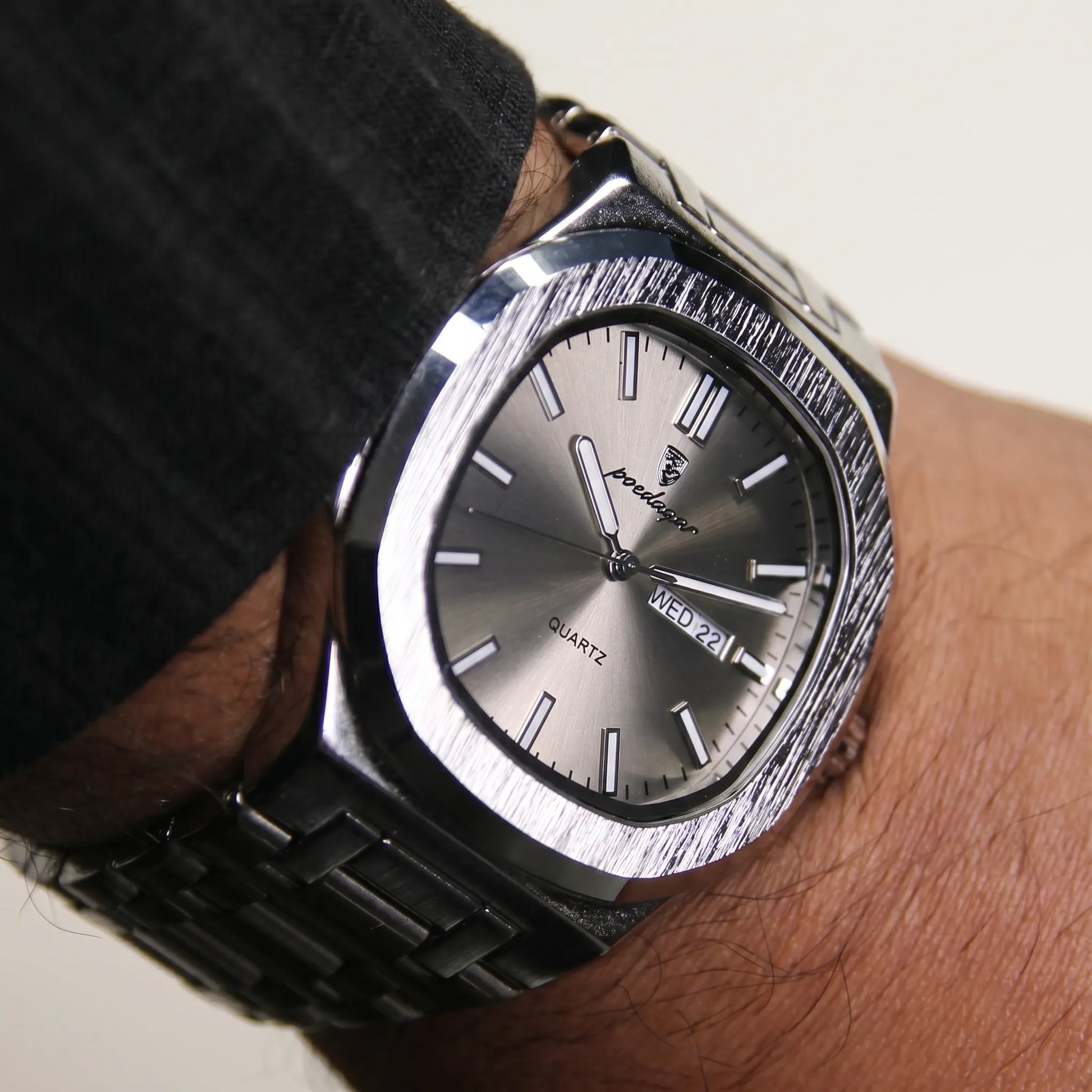 Poedagar Nautilus Clear Men’s Watch – Luxury Stainless Steel Quartz Timepiece