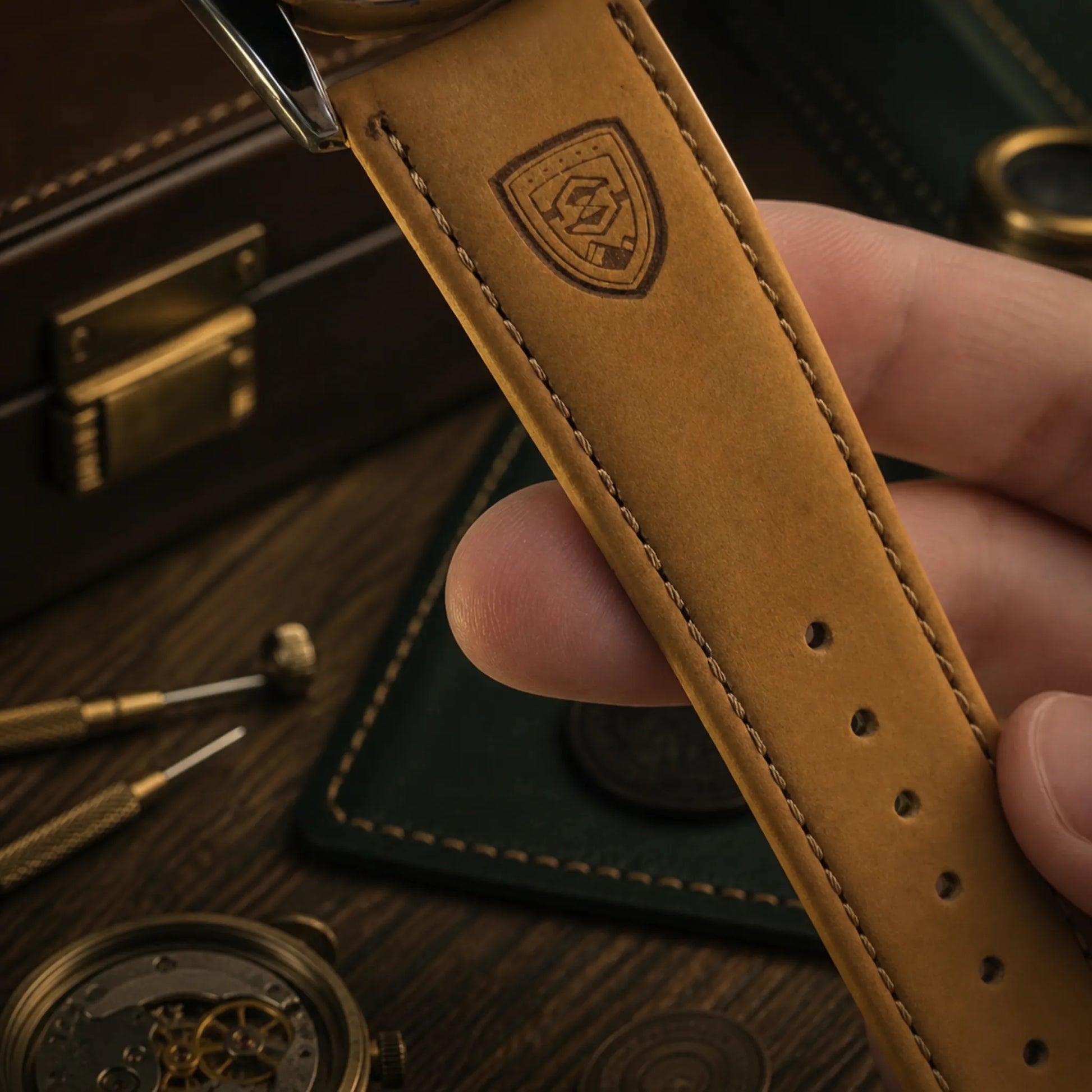 Poedagar Eclipse Men’s Watch – Luxury Chronograph Leather Strap Timepiece
