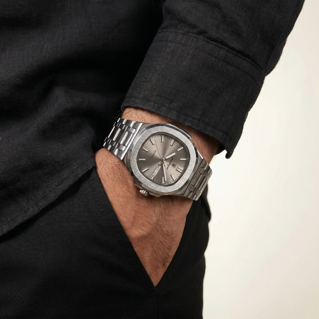 Poedagar Nautilus Clear Men’s Watch – Luxury Stainless Steel Quartz Timepiece