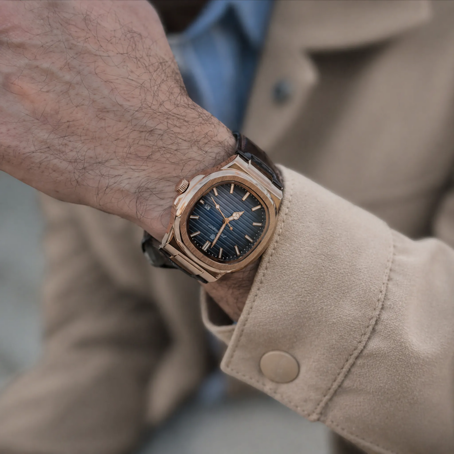 Poedagar Regalia Men’s Watch – Luxury Leather Strap Quartz Timepiece